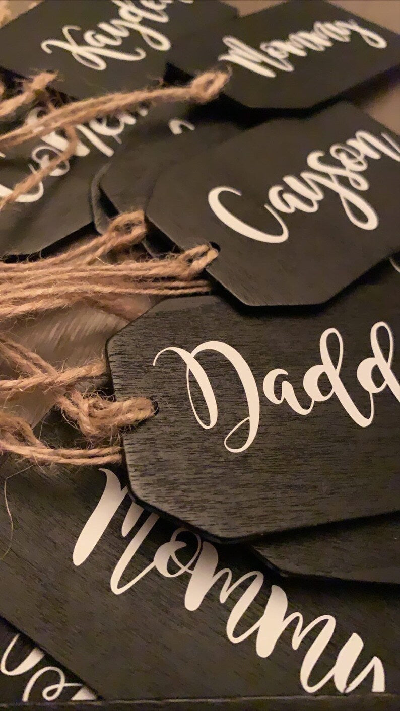 4 pack of black and white wooden gift tags.